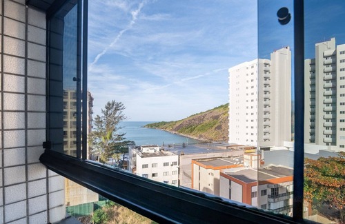 Praia do Morro Apartment | Comfort and Sophistication Just Steps From Praia do Morro - DBH
