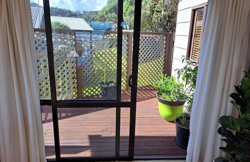 Baylys Beach House | Comfort and the Best Seat in the West to View the Tasman Sea
