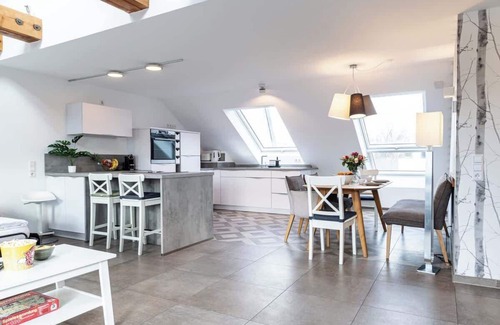 Bad Krozingen Apartment | Comfort apartment - loggia, box-spring bed & Wifi