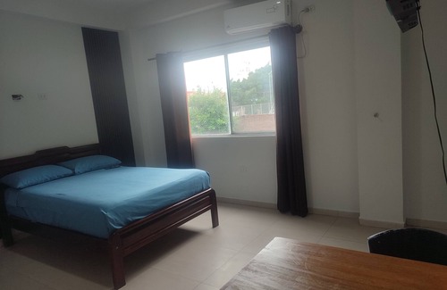 Santa Cruz Apartment | Comfortable apartment with kitchen and private bathroom