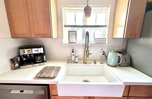 Sunland-Tujunga House | Comfort Bungalow