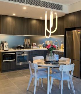 Homebush Apartment | Comfort Bunker Luxe Apartment - 2B2B - 5min ACCOR
