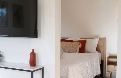 La Mesa House | Comfort Casita I Safe Neighborhood, Walking Distance To Cafe