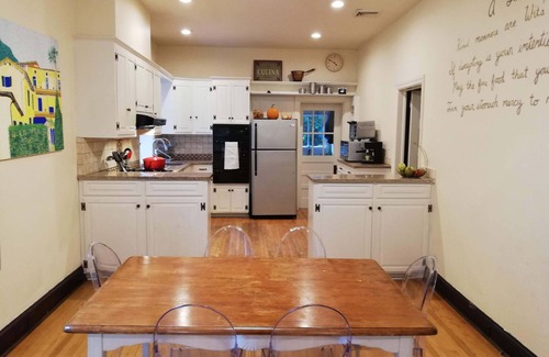Northwest Philadelphia House | Comfort, Charm and Tradition at once