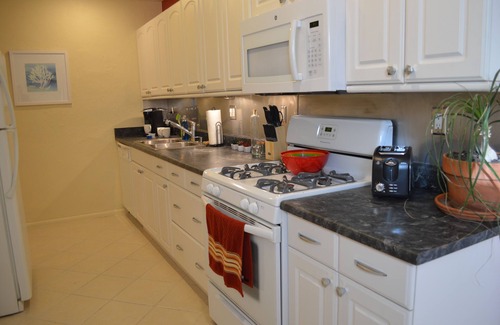 Victory Hills House | Comfort, convenience, and superb location!