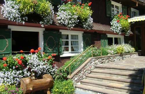 Alberschwende House | Comfort double room with balcony - Schedlers Löwenhotel Garni*