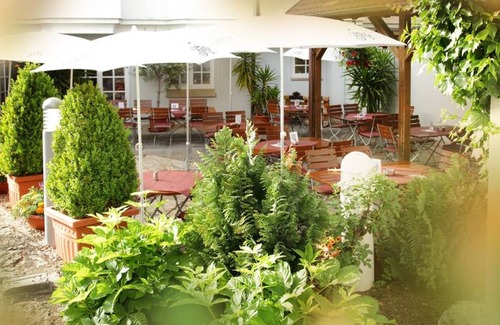 Ehingen Apartment | Comfort double room with shower and WC