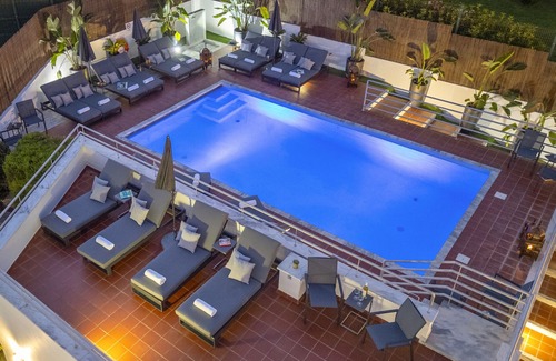 Armacao de Pera Villa | Comfort & fun w/pool & games area