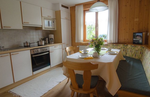 Sulzberg Apartment | Comfort-Holiday-Apartment with mountain view