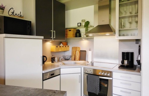 Schwalefeld Apartment | Comfort holiday flat Glücksgriff* with gaden