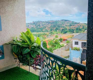 Kampala Bed & Breakfast | Comfort homes BnB