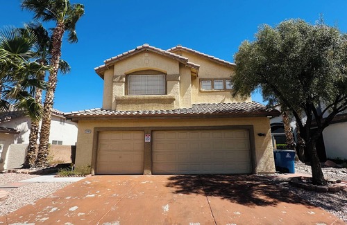 Las Vegas House | COMFORT HOMES License#G67-011372