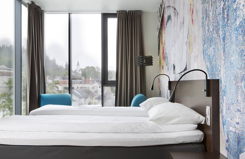 Florø Hotel | Comfort Hotel Victoria Floro, Markegata 43, 6900, Norway