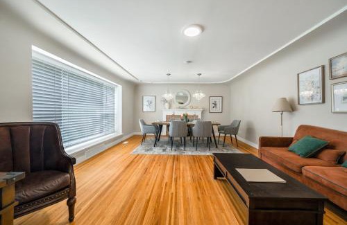 Dunbar House | Comfort House in Kerrisdale, Private and Shared Rooms