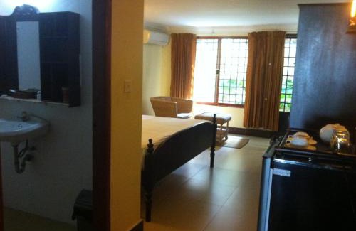 Tuol Kouk Bed & Breakfast | Comfort House