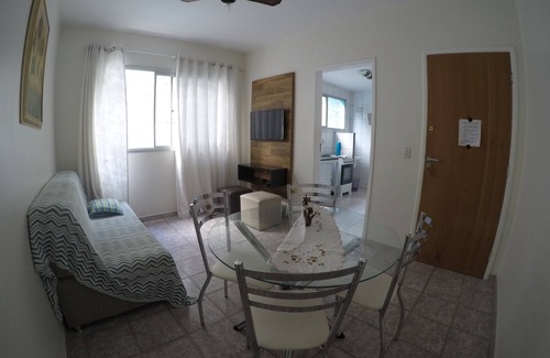 Praia do Morro Apartment | Comfort in Guarapari. Apartment w/living room, 2 bedrooms, next conn. beach (wifi intern)