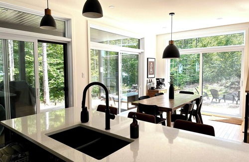 Saint-Raymond Ski Chalet | Comfort in nature just 700m from the VBN reception!