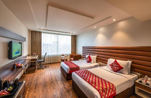 Ranjit Avenue Hotel | Comfort Inn Alstonia