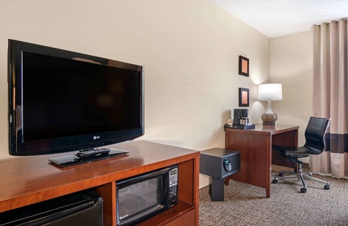 Salem Hotel | Comfort Inn and Suites Salem