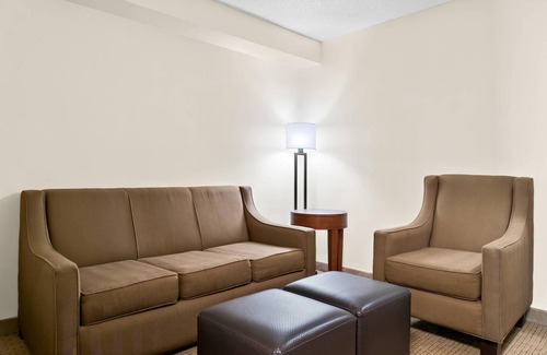 Taylor Hotel | Comfort Inn and Suites Taylor