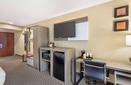 Deepwater Hotel | Comfort Inn And Suites