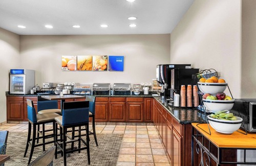 Riverton Hotel | Comfort Inn And Suites