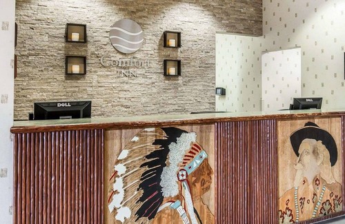 Cody Hotel | Comfort Inn at Buffalo Bill Village Resort