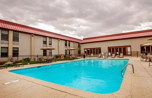 Cody Hotel | Comfort Inn at Buffalo Bill Village Resort