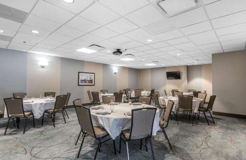 Bay City Hotel | Comfort Inn Bay City - Riverfront