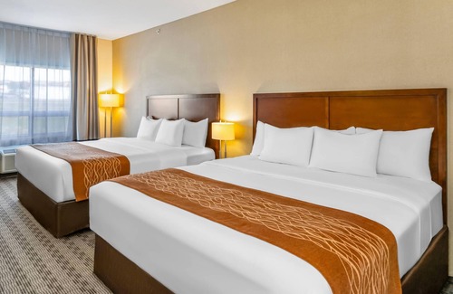 Dawson Creek Hotel | Comfort Inn