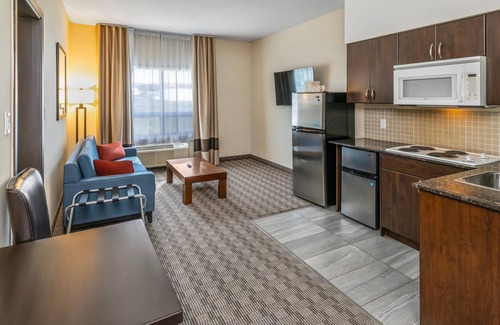 Dawson Creek Hotel | Comfort Inn