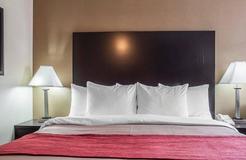 Fort Erie Hotel | Comfort Inn