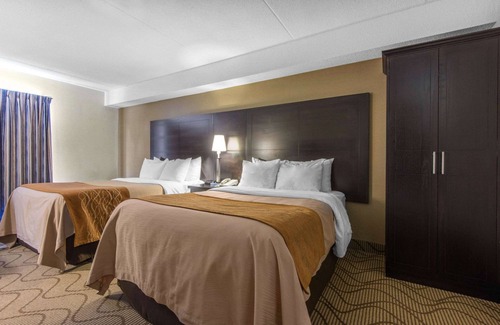 North Bay Hotel | Comfort Inn