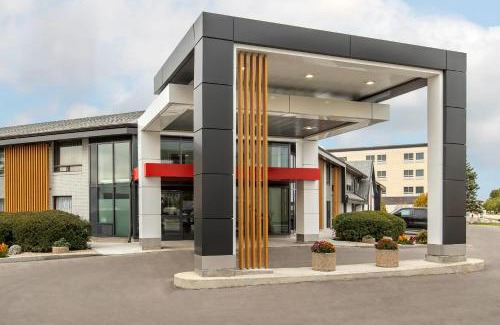 Algoma District Hotel | Comfort Inn