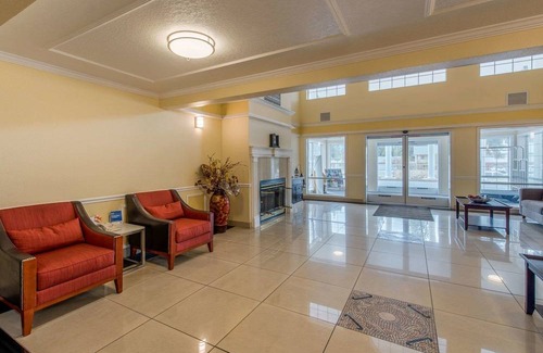 Weed Hotel | Comfort Inn Central Weed