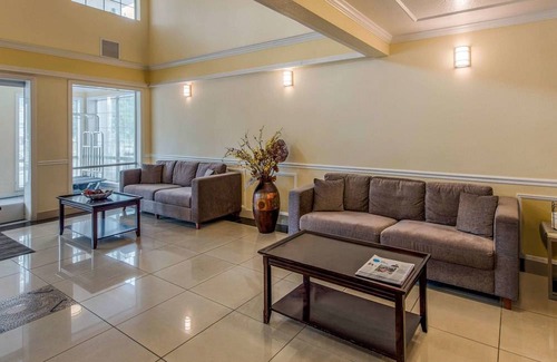 Weed Hotel | Comfort Inn Central Weed