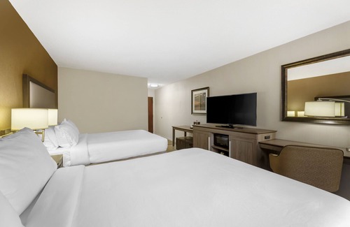 Richfield Hotel | Comfort Inn, Cleveland South - Richfield