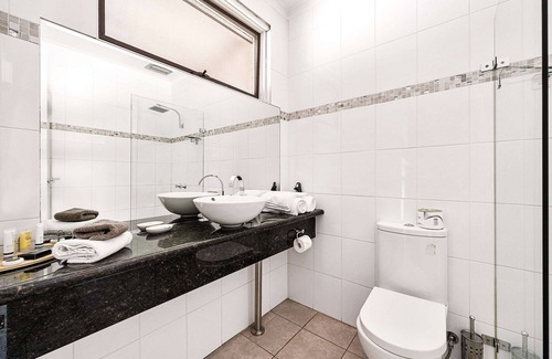 Seymour Hotel | Comfort Inn Coach & Bushmans