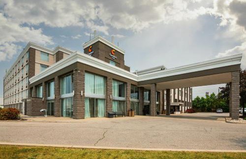 Etobicoke Hotel | Comfort Inn & Conference Centre Toronto Airport