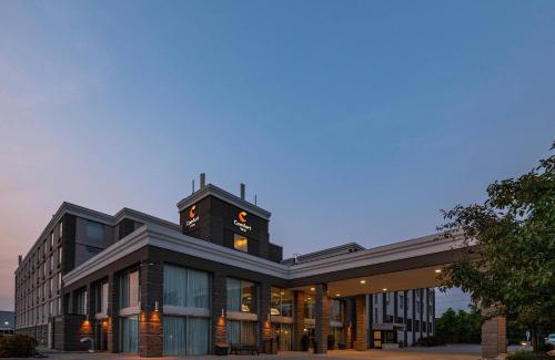 Etobicoke Hotel | Comfort Inn & Conference Centre Toronto Airport