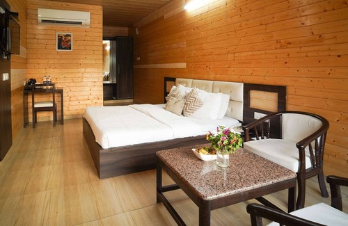 Madhopur Hotel | Comfort Inn Coral River