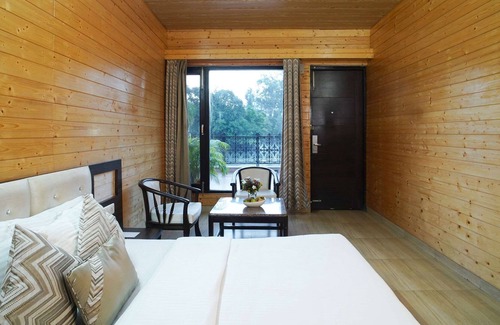 Madhopur Hotel | Comfort Inn Coral River