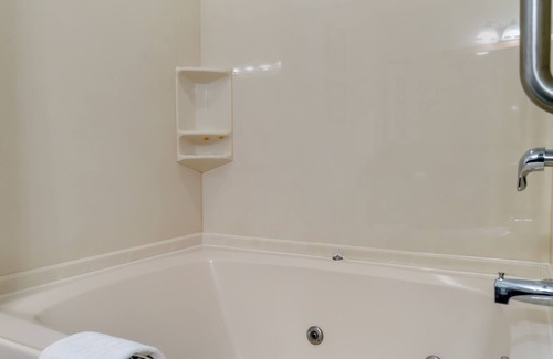 Toledo Hotel | Comfort Inn East Oregon - Toledo