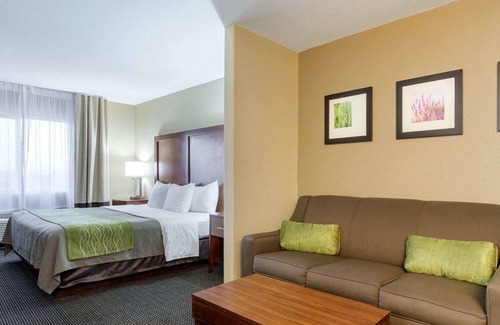 Garden City Hotel | Comfort Inn Garden City