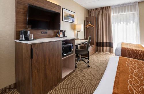 North Bay Hotel | Comfort Inn Lakeshore