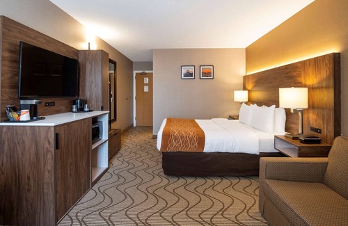 North Bay Hotel | Comfort Inn Lakeshore