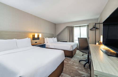 Laval Hotel | Comfort Inn Laval