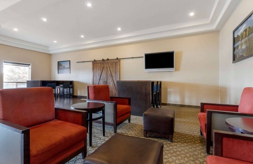 South Lethbridge Hotel | Comfort Inn Lethbridge