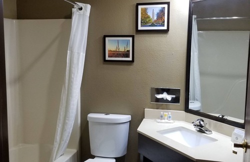 Highlands Hotel | Comfort Inn Lincoln I-80