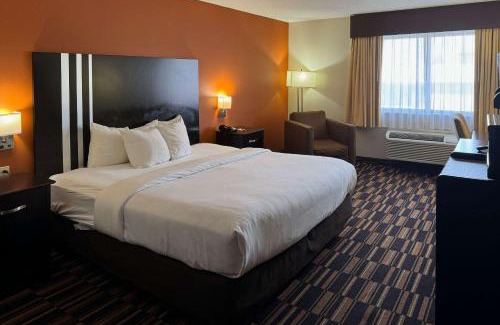 Maumee Hotel | Comfort Inn Maumee - Perrysburg Area